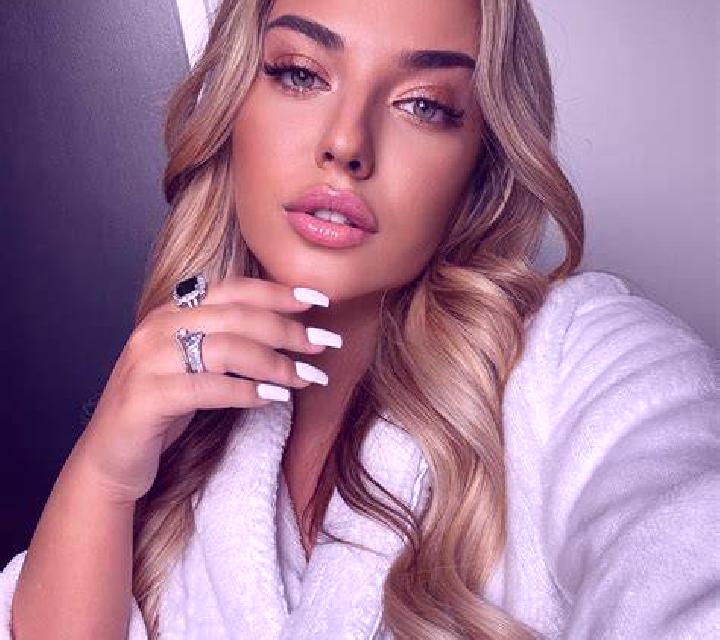 Bianca Penalolen escort