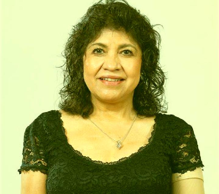 Carmen Gorbea escort