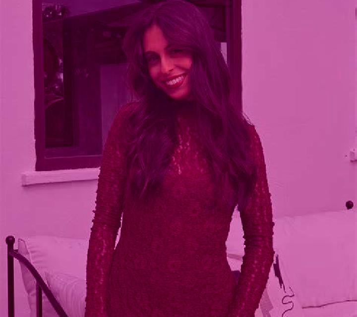 Daniela Pencahue escort