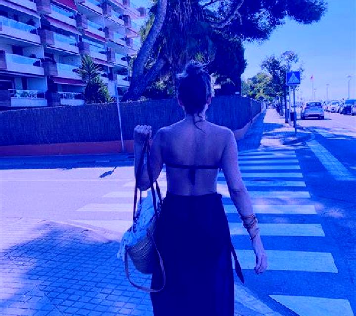 Emilia 2 Chaiten escort