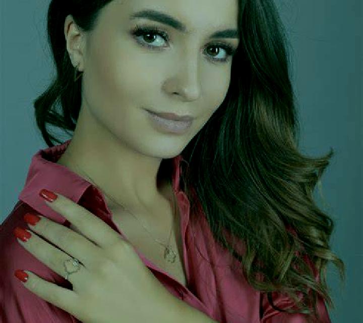Emilia 3 Providencia escort