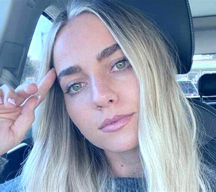 Isabela 3 Pichilemu escort