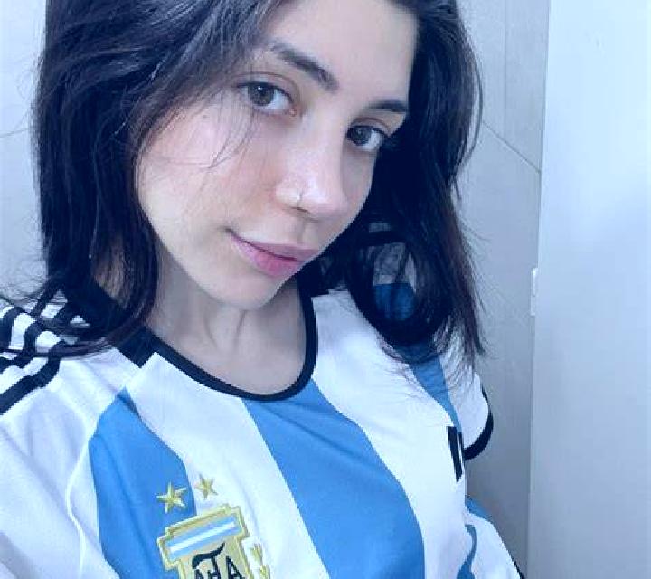 Macarena La Cruz escort