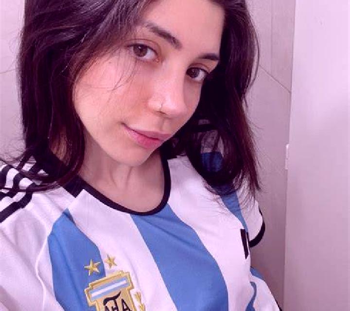 Regina 2 Chile Chico escort