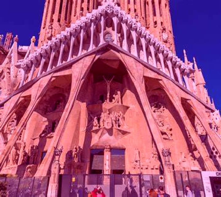 Valentina 3 Sagrada Familia escort