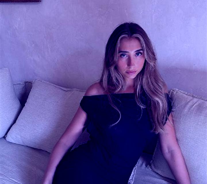 Valentina Lonquimay escort